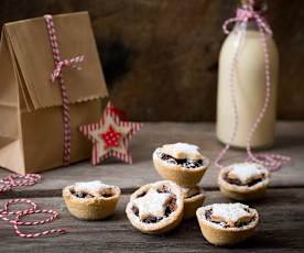 Fruity pear mince tarts