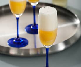 Bellini cocktail