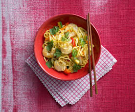 Prawn and noodle stir-fry