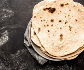 Bases: Tortilhas integrais e tempero para fajitas