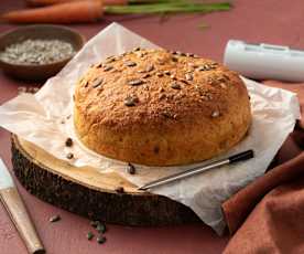 Pane alle zucchine e carote con semi