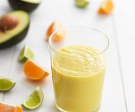 Smoothie de abacate, laranja e lima