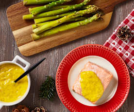 Salmone con salsa bernese e asparagi