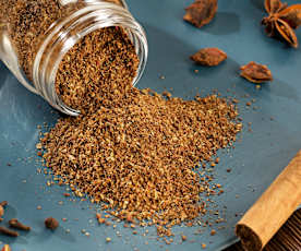 Cinco especias chinas