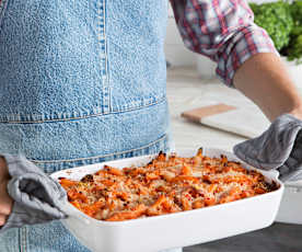 Macarrones con tomate y chorizo XXL