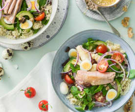 Ensalada de quinoa con espárragos blancos y ventresca de atún