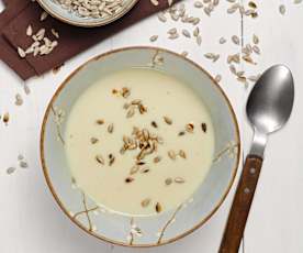 Topinamburový krém se slunečnicovými semínky