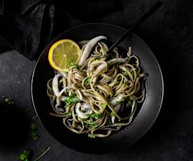 Tallarines en negro con sepia