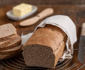 Chleb tostowy z mąką pełnoziarnistą
