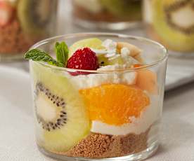 Postre exprés con frutas naturales