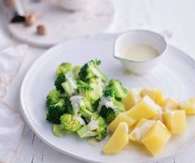 Brocoli et pommes de terre, sauce au bleu
