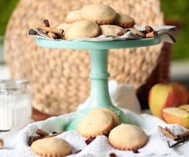 Biscottini alle mele (di Erica Liverani)