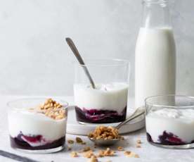 Creamy vanilla yoghurt