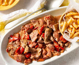 Rindfleisch mit roter Paprika