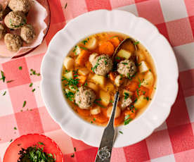 Wurzelgemüse-Eintopf mit Fleischbällchen