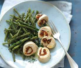 Menu express - Rouleaux de poulet à la tomate, haricots verts au beurre à l'estragon