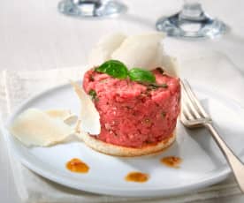 Tartare di manzo al pomodoro in emulsione