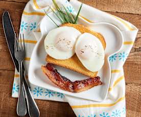 Steamed Sunny Side Up Eggs