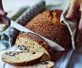 Tomaten-Oliven-Brot