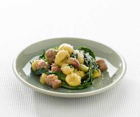 Gnocchi di lenticchie con luganega