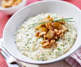 Vier-Käse-Risotto mit karamellisierten Walnuss-Birnen