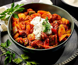 Kartoffel-Gulasch mit Kabanossi