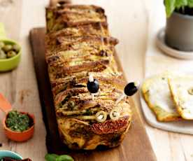 Pane a strati con pesto al basilico