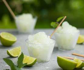 Granita limonkowa (Lime snow cones)
