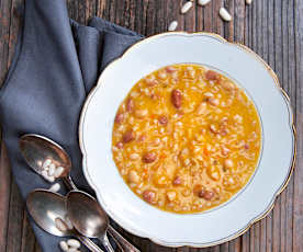 Zuppa di farro e fagioli