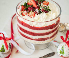 Trifle de morango e chocolate branco
