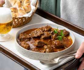 Rindsgulasch klassisch