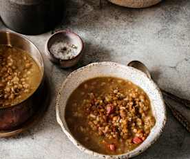 Lentejas con arroz y jamón