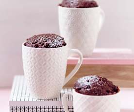 Schoko-Erdnuss-Mug-Cakes