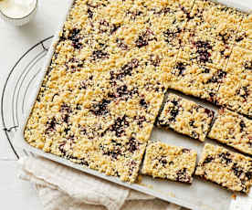 Mohn-Preiselbeer-Kuchen