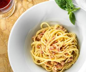 Esparguete à carbonara