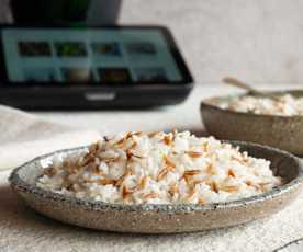 Arpa Şehriyeli Pirinç Pilavı