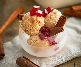 Gelato alla cannella con gelèe al vino rosso