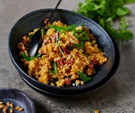 Graupenrisotto mit Rucola und Chorizo