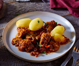 Rindfleisch Stroganoff mit Kartoffeln