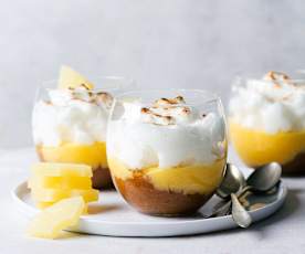 Sobremesa de ananás com merengue