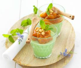 Pannacotta à la menthe compotée d'abricots