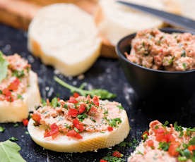 Pomidorowa pasta z serem feta