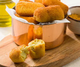 Croquetas de pollo asado con curry