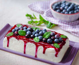 Mattonella allo yogurt con mirtilli