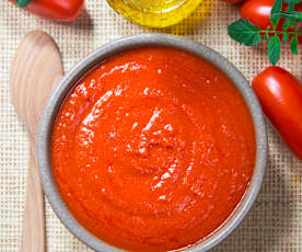 Klasický rajčatový protlak (passata)