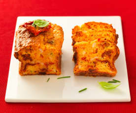 Cake poulet, tomates séchées et poivron