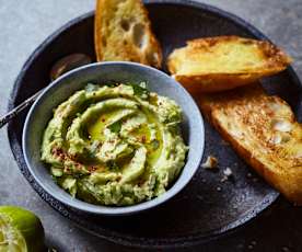 Avocado-Bohnen-Hummus