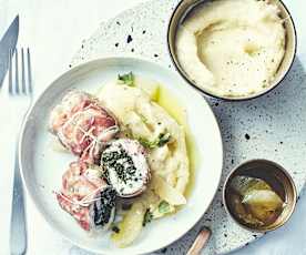 Roulés de bar à la pancetta, purée de pommes de terre au citron
