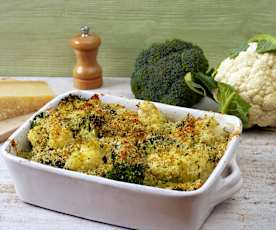 Cauliflower and broccoli gratin