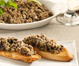 Revuelto de cebolla confitada y morcilla